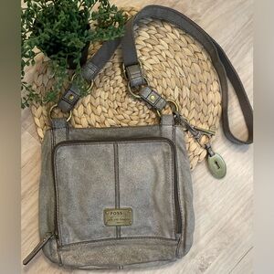 Vintage leather Fossil purse